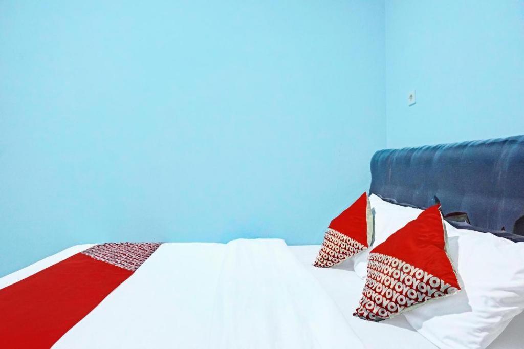 Hotel Super Oyo 91535 J&b Tomang Jakarta
